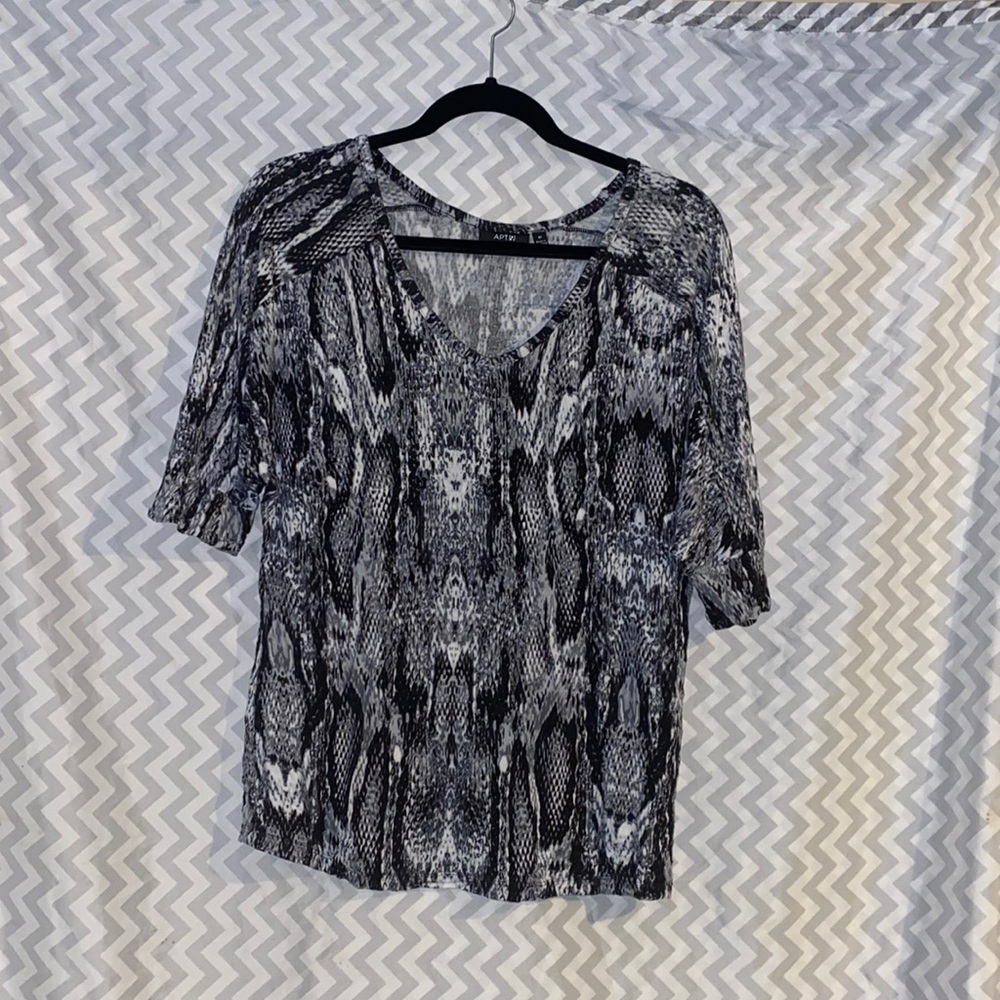 Apt 9 dress shirt